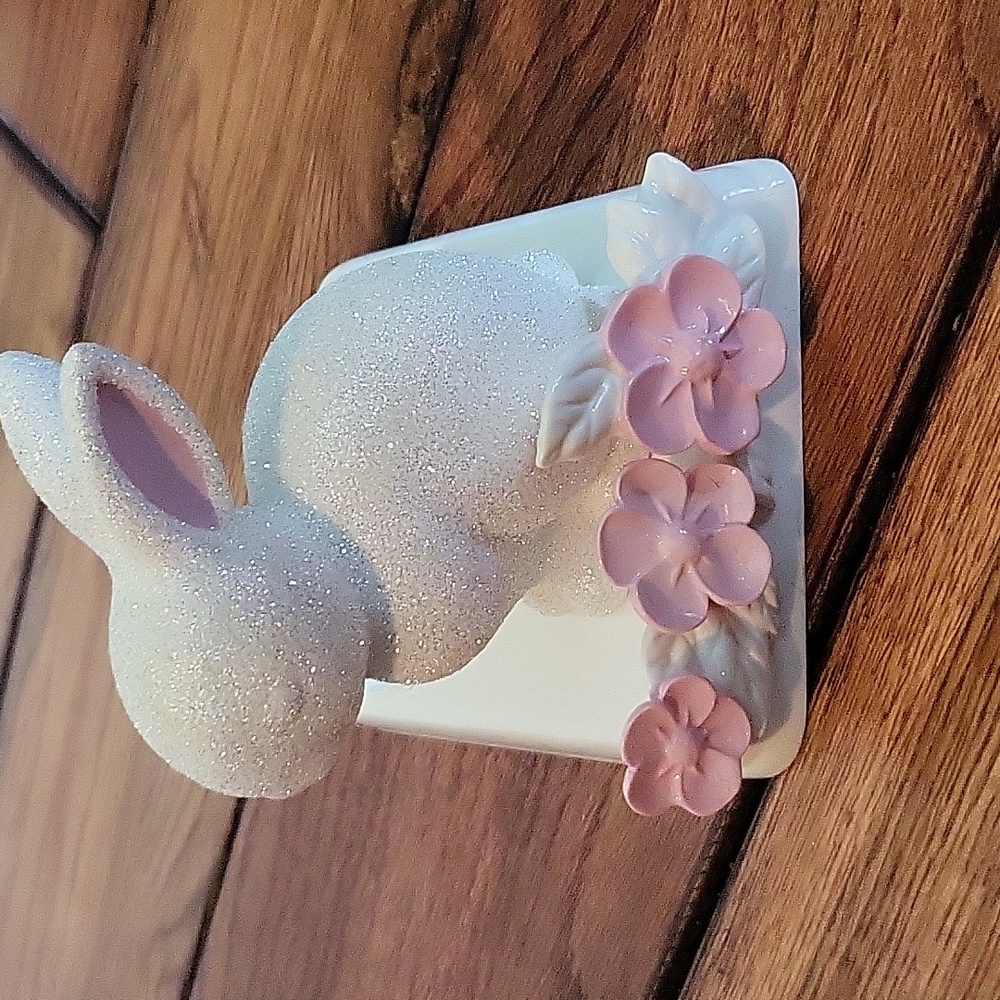 Bath & Body Works Soap Holder - Bunny